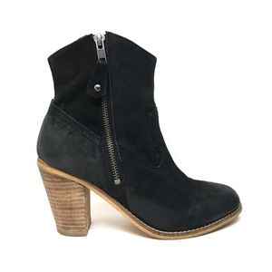 STEVE MADDEN Black Leather Heeled Boots 6